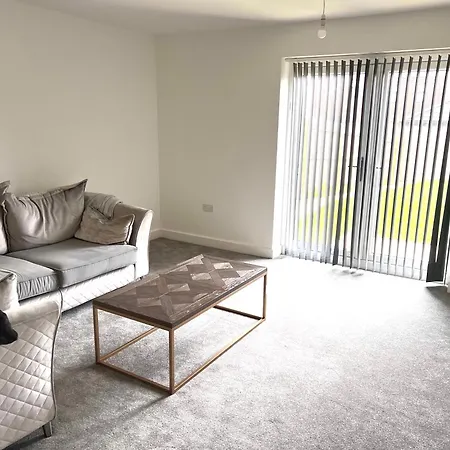 New Build Townhouse Seacroft Near Leeds City Centre