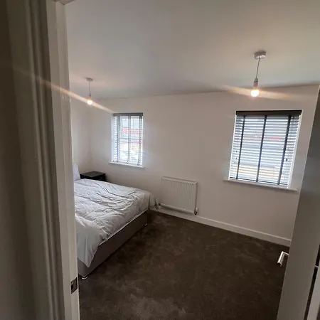 New Build Townhouse Seacroft Near Leeds City Centre *